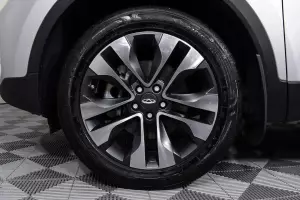 Chery  8