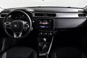 Renault  9