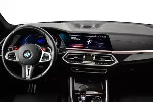 BMW  6