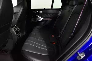 BMW  9