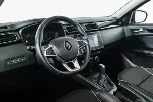 Renault  8