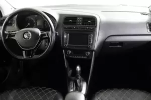 Volkswagen  6