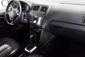 Volkswagen  7