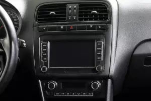 Volkswagen  8