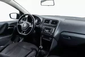 Volkswagen  8
