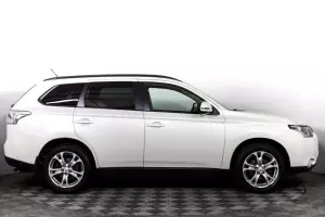 Mitsubishi  3