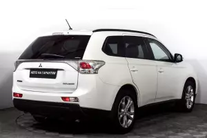 Mitsubishi  4