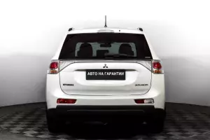 Mitsubishi  5