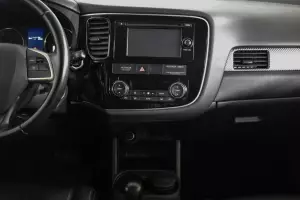 Mitsubishi  7
