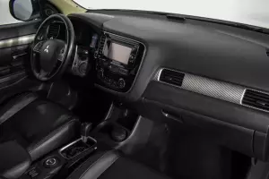 Mitsubishi  8