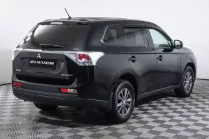 Mitsubishi  4