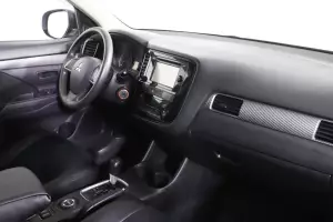 Mitsubishi  7