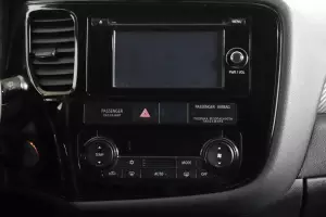Mitsubishi  8