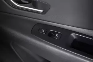 Hyundai  13
