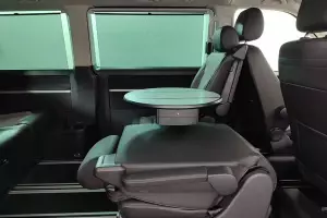 Volkswagen  8