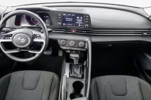 Hyundai  12