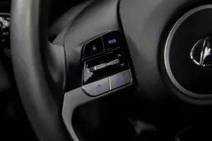 Hyundai  10