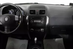 Suzuki  8