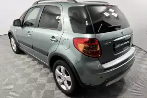 Suzuki  2