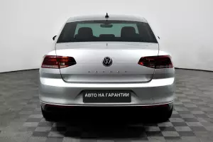 Volkswagen  5