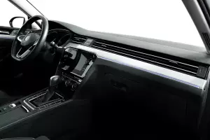Volkswagen  9