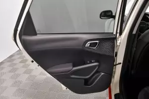 Kia  18