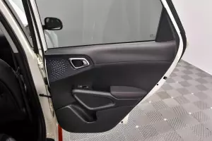 Kia  17