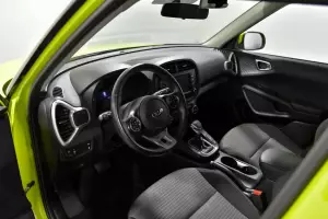 Kia  10