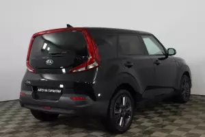 Kia  4