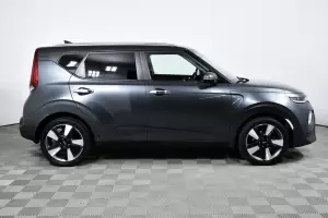 Kia  3