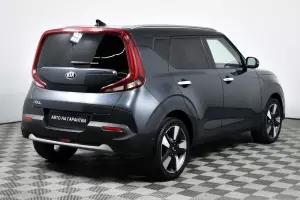Kia  4