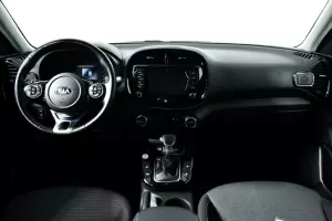 Kia  8