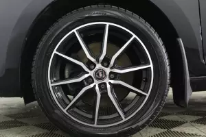 Skoda  9