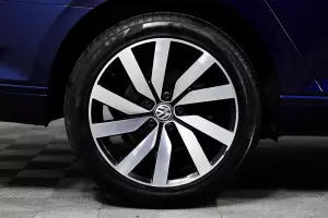 Volkswagen  7