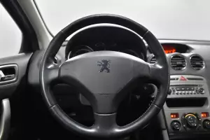 Peugeot  7