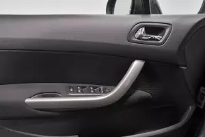 Peugeot  9
