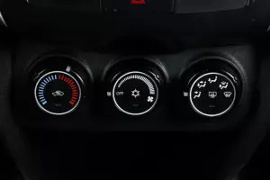 Mitsubishi  15