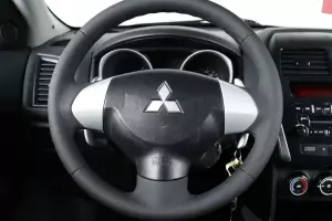 Mitsubishi  11