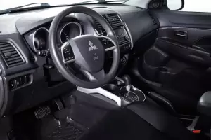 Mitsubishi  5