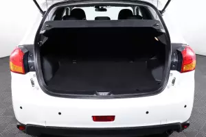 Mitsubishi  13