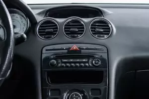 Peugeot  10