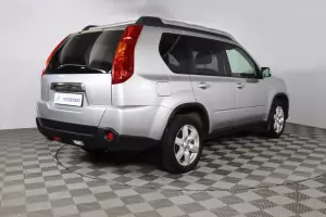 Nissan  18