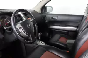 Nissan  15