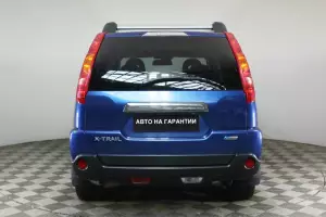 Nissan  17
