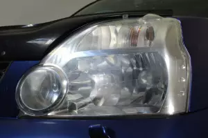 Nissan  15