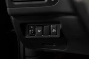 Nissan  14