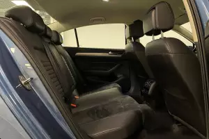 Volkswagen  16