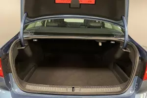 Volkswagen  6