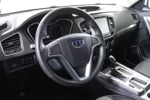 Geely  9