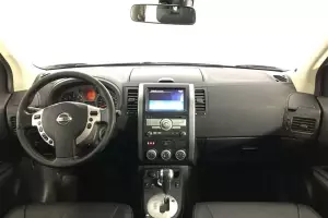 Nissan  1